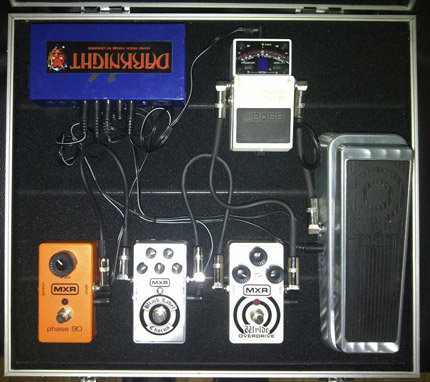 Photo Pedalboard Eddy Saint-Coursat